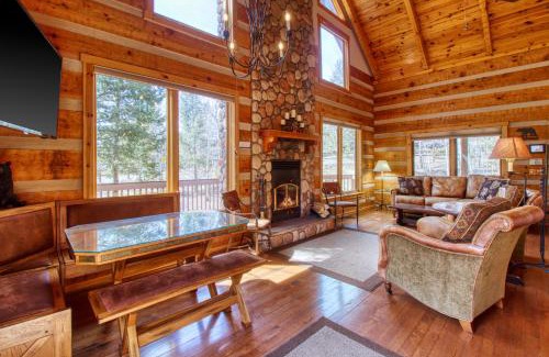 Woodland Park House | Timber Wolf