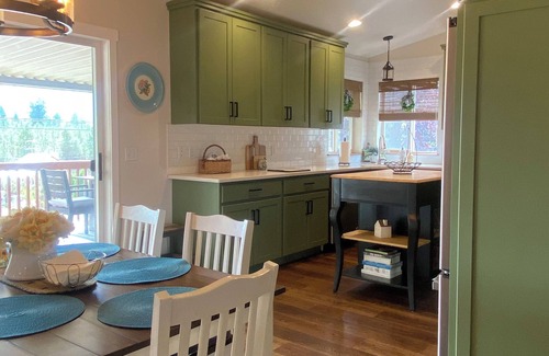 Post Falls House | Timbercrest Beautiful 4-bedroom house with AC in Post Falls
