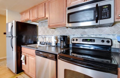 McCall Condo | Timberlake Paradise, condo Timberlake A-4, on the shore of Payette lake.