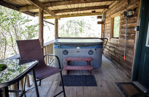 Old Washington Cabin | Timberline Cabins - The Huntington Cabin - WiFi, Hot Tub, Fireplace