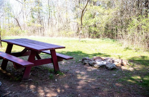 Old Washington Cabin | Timberline Cabins - The Richmond Cabin - Hot tub, Pets, WiFi, Fireplace
