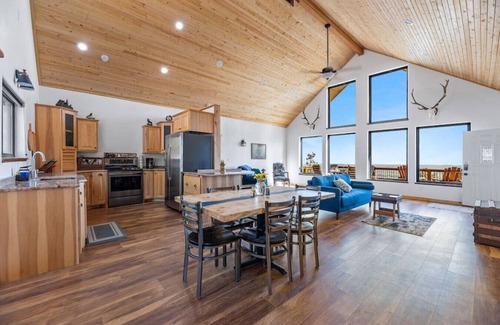 Spearfish Cabin | Timberline Escape Overlook - Cabin in Spearfish
