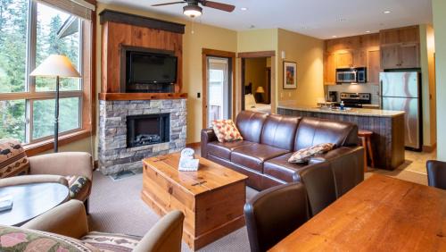 East Kootenay Apartment | Timberline Lodges by Fernie Lodging Co
