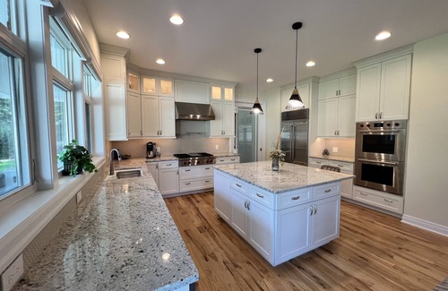 Chippewa Falls House | Timberline Sunset is the perfect family retreat for 18 guests