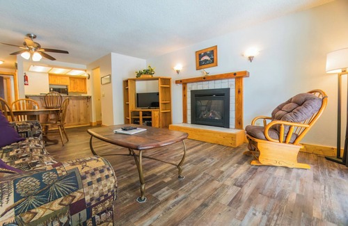 Island Park Apartment | Timbers at Island Park Village Resort