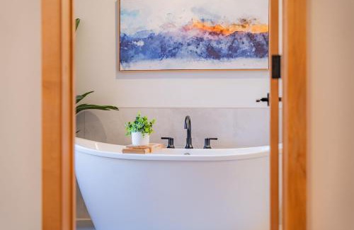 Canmore Apartment | Timberstone Condo by Canadian Rockies Vacation Rentals