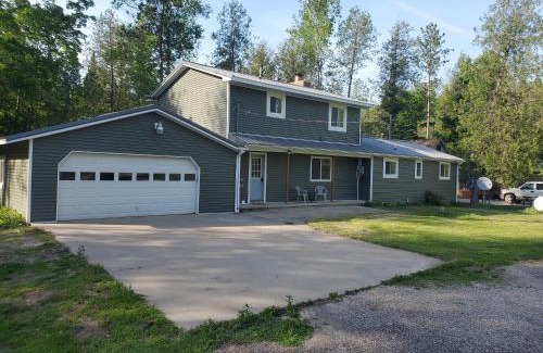 Deep River Township House | Timberwolf Retreat