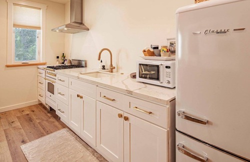 Twain Harte Apartment | Timberwood Cottage in Downtown Twain Harte