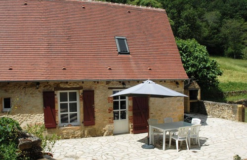 Berbiguieres Cottage | time for a break-The little house in the center of the village with a view of the castle