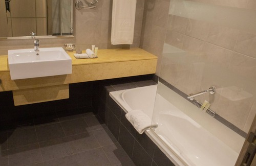 Al Qusais Hotel | TIME Grand Plaza Hotel, Dubai Airport
