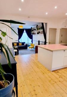 Seaford House | Time & Tide Town House