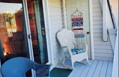 Ocean Ridge Apartment | Time Well Spent 1 Bedroom + Loft at Edisto Beach on Golf Course