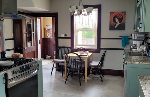 Grand Barachois House | Timeless elegance, pet friendly, in the famous Parlee Beach coast of NB.