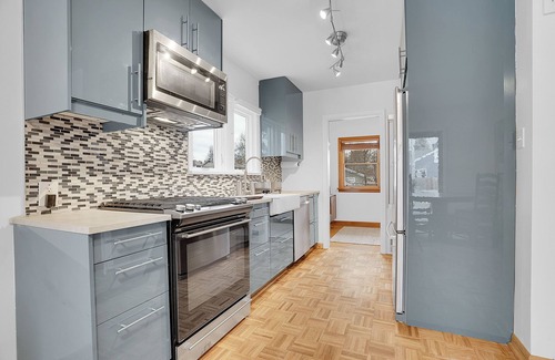 Longmont House | Timeless Elegance: Downtown Longmont Gem with Modern Comforts!