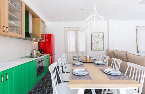 Pigi Villa | Timeless Elegance Embraced by Comfort and Bliss