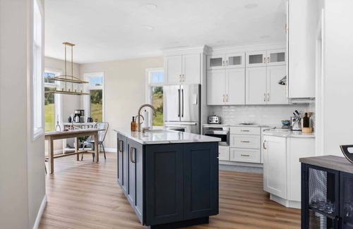 Williamsburg House | Timeless Escape | Horse Show