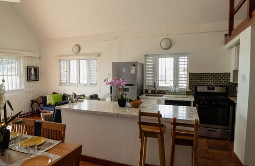 Gordon Town Villa | Timeless - Lovely beach cottage. Private pool, ocean view, beach access. R &R !