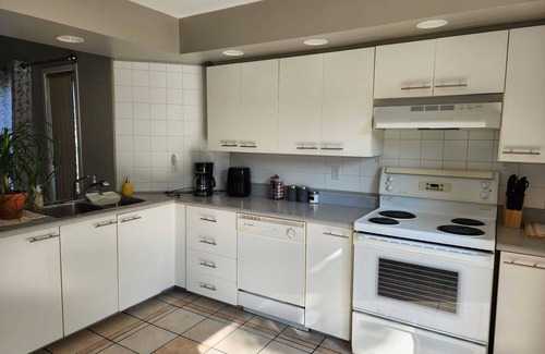 Saint-Hubert House | Timeless Tranquility, a place near everything!