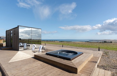 Montrose Apartment | Times Newspaper - Top 24 Magical stays in UK