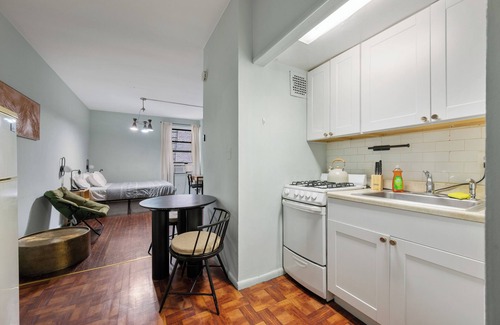 Chelsea Apartment | Times Square Bliss: Chic NYC Studio!