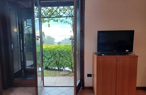 Corno Apartment | TINA HOME LAKE VIEW