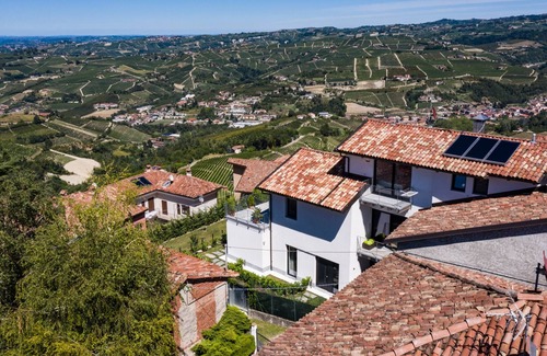 Diano d'Alba Apartment | TINA HOUSE Lo Bricco