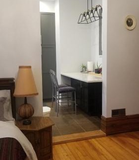 Centretown Apartment | Tina's gem