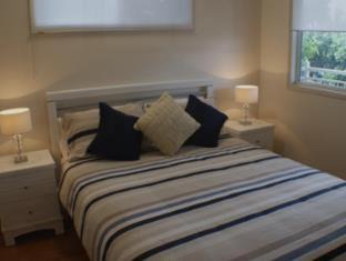 Barrine Bed & Breakfast | Tinaroo Sunset Retreat