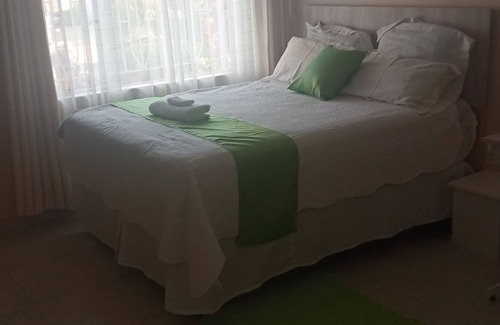 Bulawayo House | Tingompela Guest House