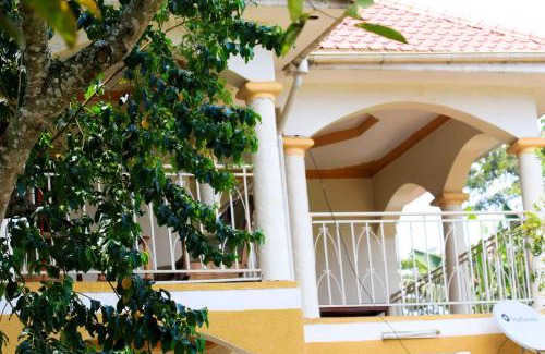 Kibale House | Tinka,s Homestead