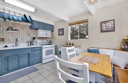 Peter Pan Cabin | Tinker Bell Gambrel Retreat Cabin at Big Bear