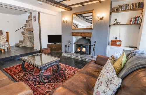 Gunnislake Cottage | TINNERS, romantic, character holiday cottage in Gunnislake