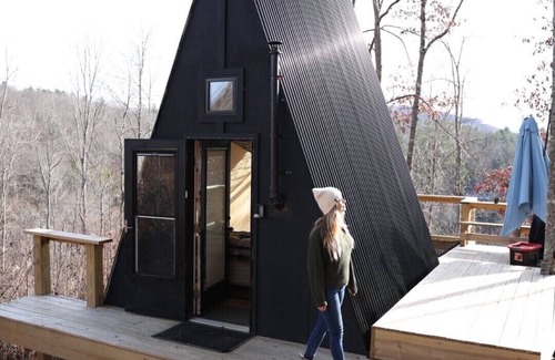 Fleetwood Cabin | Tiny AF: A-Frame: Creek + Views + Privacy!