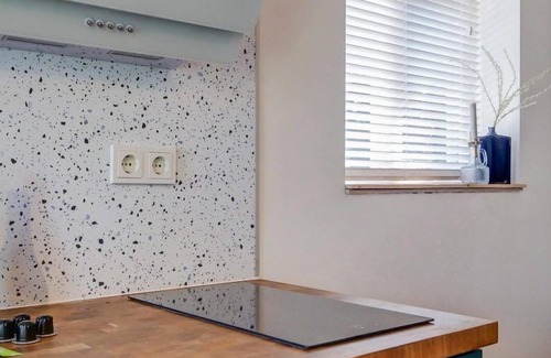 Petten House | Tiny Beach House Petten offers the ultimate vacation experience for couples seeking peace, space and natural beauty