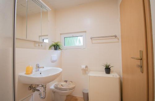 Ueckeritz Apartment | Tiny-Bungalow - zum Strand 50m