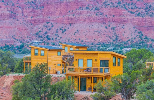 Kanab Cabin | Tiny Cabin, #2 Jackson Flat View @ The Cedars