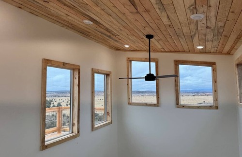 Kanab Cabin | Tiny Cabin, #6 8-Mile Gap View @ The Cedars