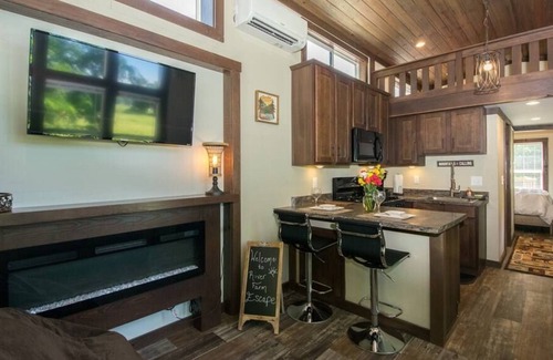 Canton House | Tiny Cottage River Front #2