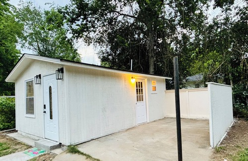 Macon House | Tiny Cozy home