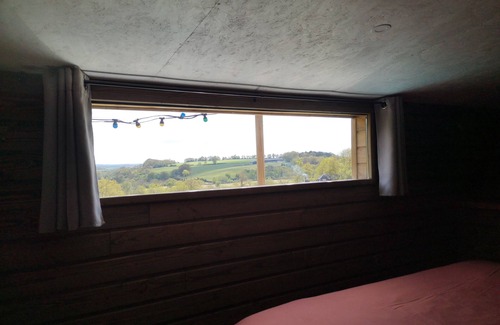 Saint-Leonard-des-Bois Bed & Breakfast | Tiny House Heart of Grinding Wheel