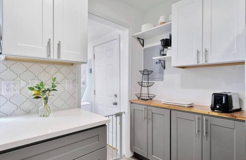 Rantoul House | Tiny Home, Clean, Baby-Friendly
