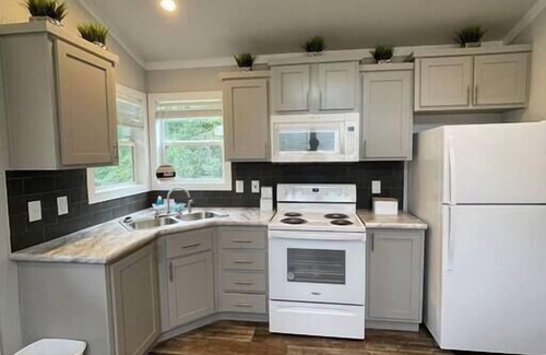 Sardis House | Tiny Home close to Ole Miss/Lake