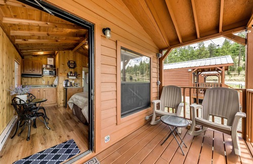 Mayhill Apartment | Tiny Home Cottage 6 Mi to James Ridge Lookout