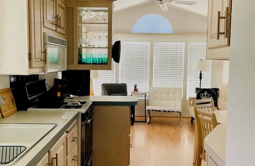 Desert Hot Springs House | Tiny Home Desert Hot Springs Resort Lakeview Pools fitness room, WiFi
