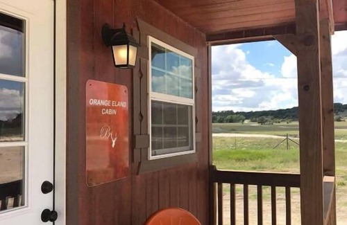 Evant Cabin | Tiny home hosted by D'Ann