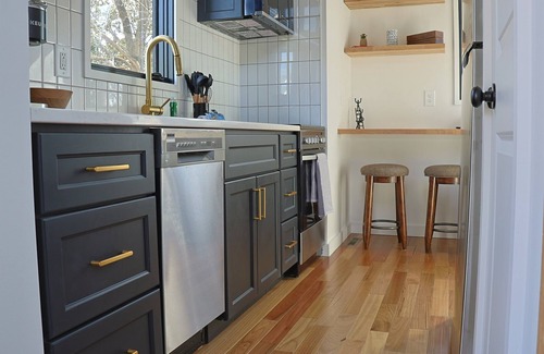 Durham House | Tiny Home in the Bull City-Walk to Duke Hospital