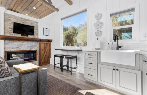 Lindsay House | Tiny Home | Lewis Ranch 1