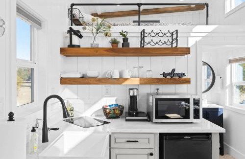 Lindsay House | Tiny Home | Lewis Ranch 1
