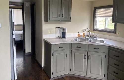 Hope House | Tiny Home Near Lake Pend Orielle- Cute and Cozy!