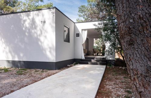 Drage House | Tiny home Rubi in Oaza Mira resort